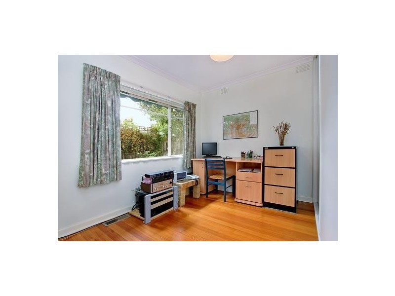 19 Cypress Ave, Glen Waverley VIC 3150