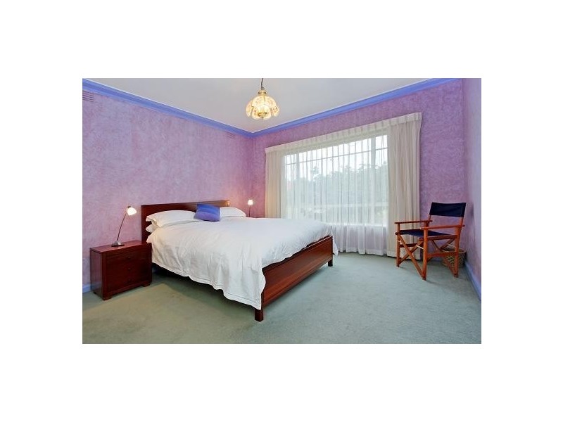 19 Cypress Ave, Glen Waverley VIC 3150