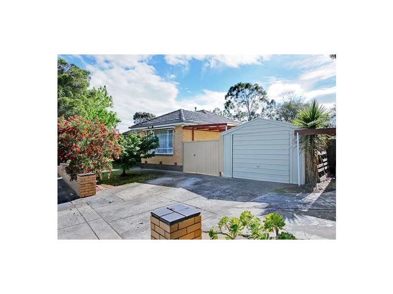 19 Cypress Ave, Glen Waverley VIC 3150