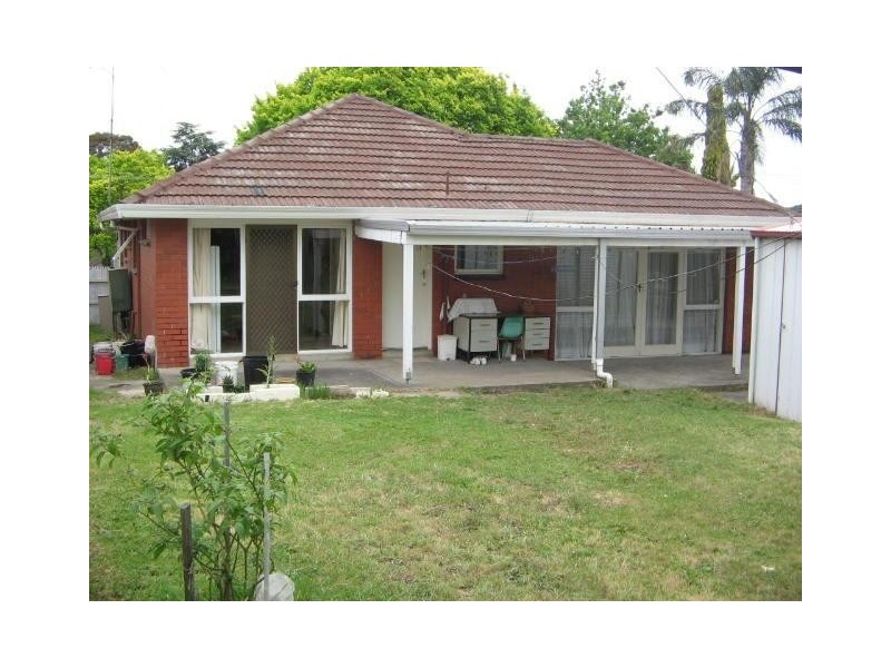21 Clunies Ross Crescent, Mulgrave VIC 3170