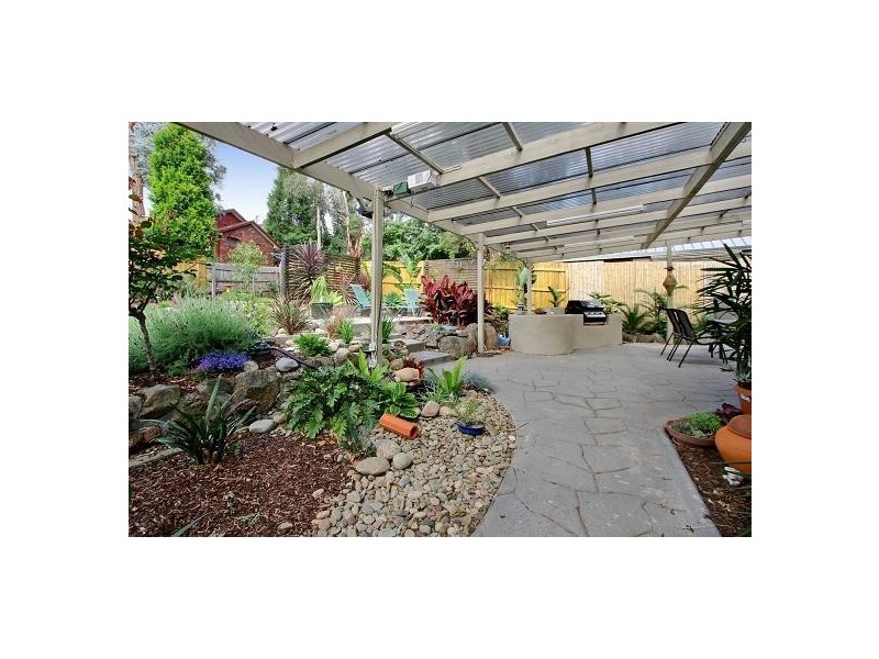 9 Pioneer Court, Wheelers Hill VIC 3150