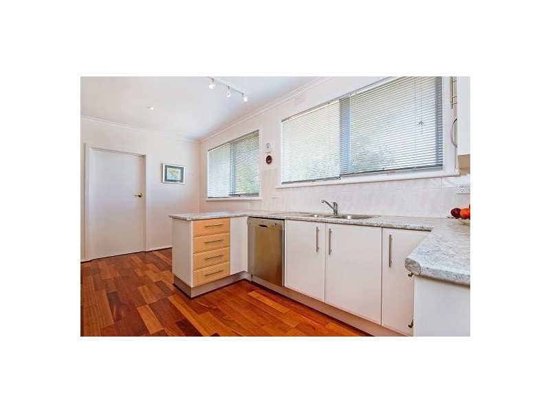 22 Viggers Parade, Glen Waverley VIC 3150
