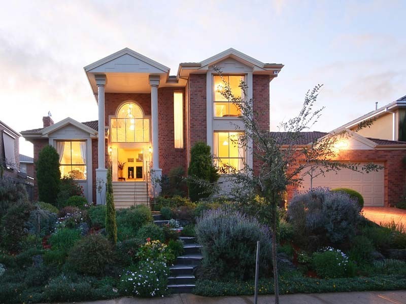 53 Avendon Blvd, Glen Waverley VIC 3150