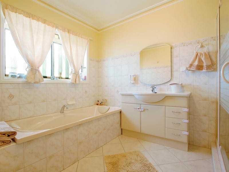 1/26 Lee Ave, Springvale VIC 3171