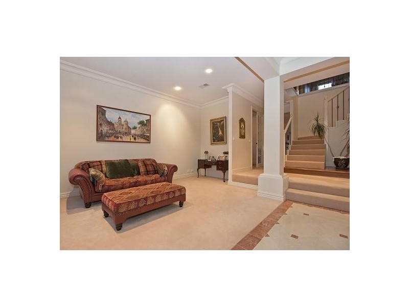 7 Spring Rise, Glen Waverley VIC 3150