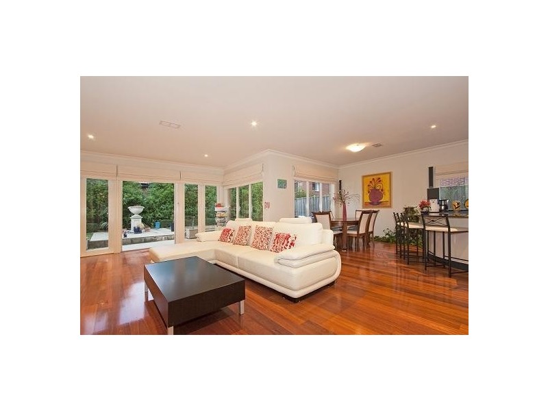 7 Spring Rise, Glen Waverley VIC 3150