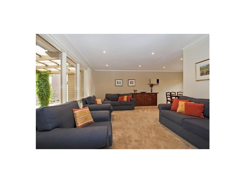 5 Talisman Rise, Glen Waverley VIC 3150