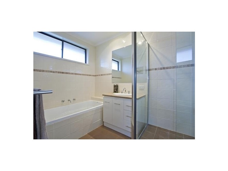 5 Talisman Rise, Glen Waverley VIC 3150