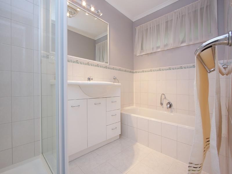 842 Highbury Road, Glen Waverley VIC 3150