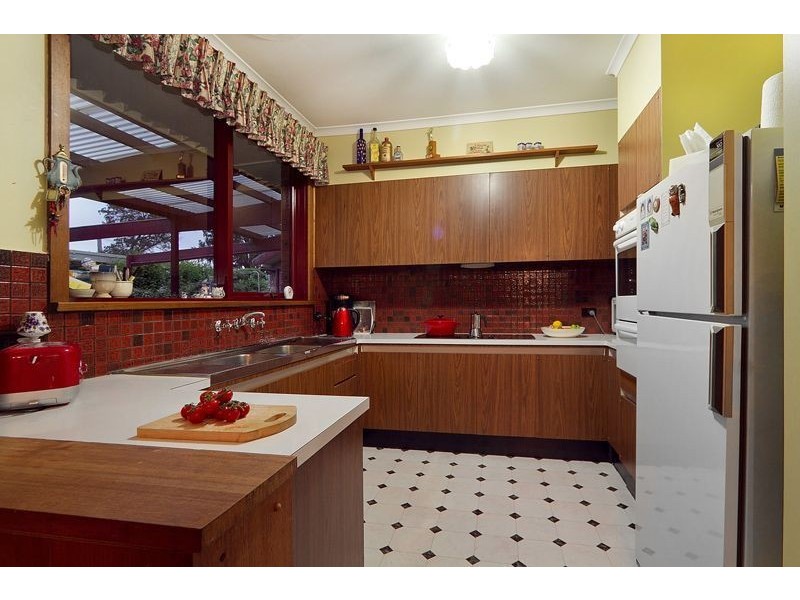 27 Ainslie Drive, Wheelers Hill VIC 3150