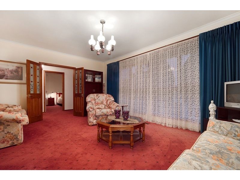 27 Ainslie Drive, Wheelers Hill VIC 3150