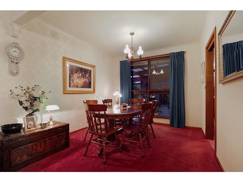 27 Ainslie Drive, Wheelers Hill VIC 3150