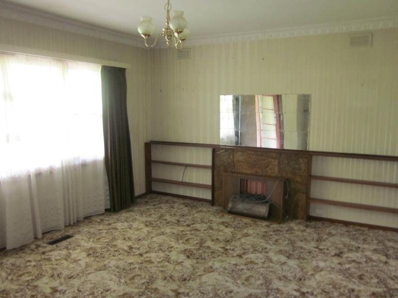 27 Martin Place, Glen Waverley VIC 3150