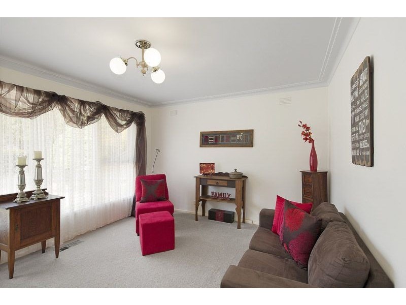 13 Hume Street, Ringwood East VIC 3135