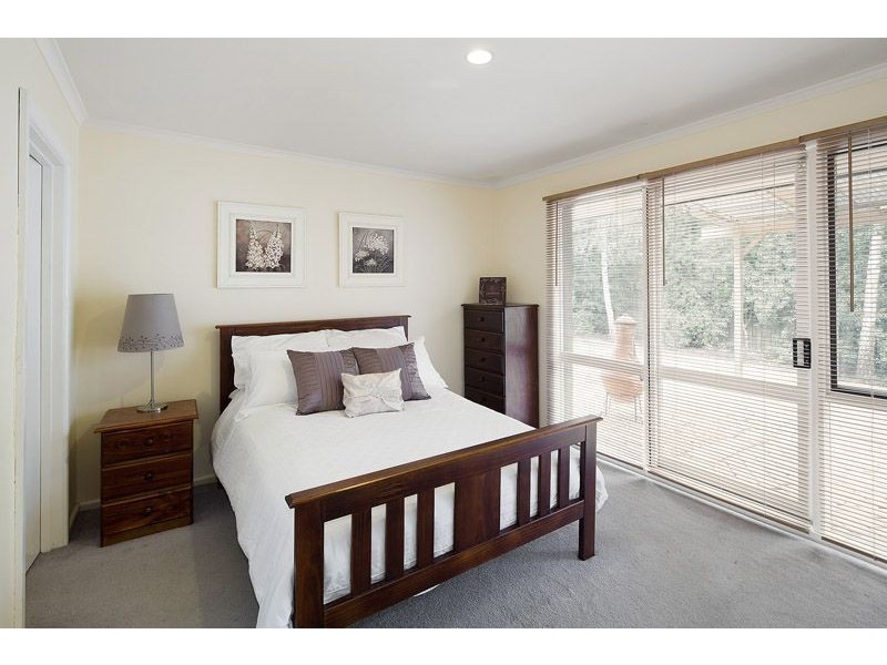 13 Hume Street, Ringwood East VIC 3135