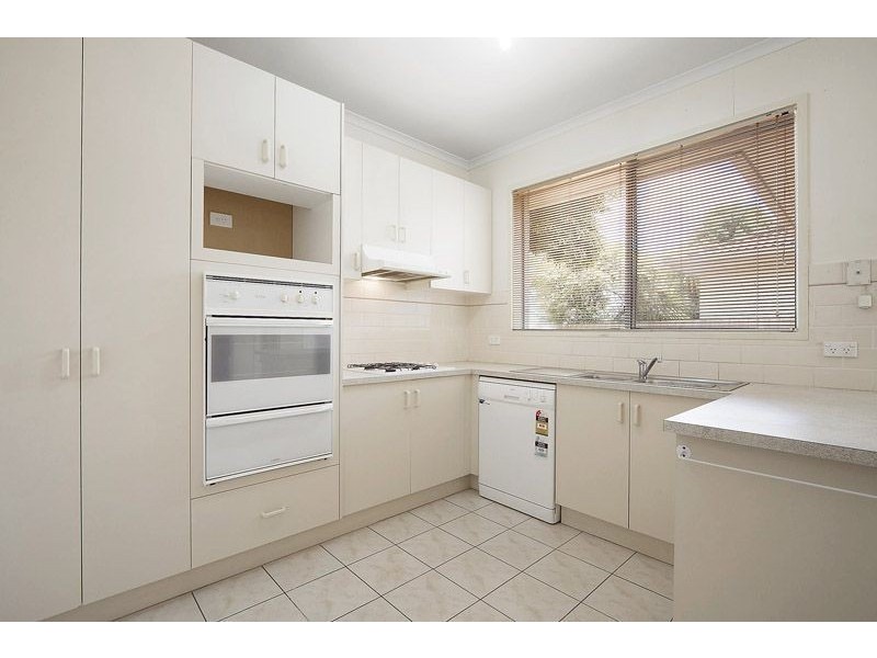 2/25 Dion Road, Glen Waverley VIC 3150