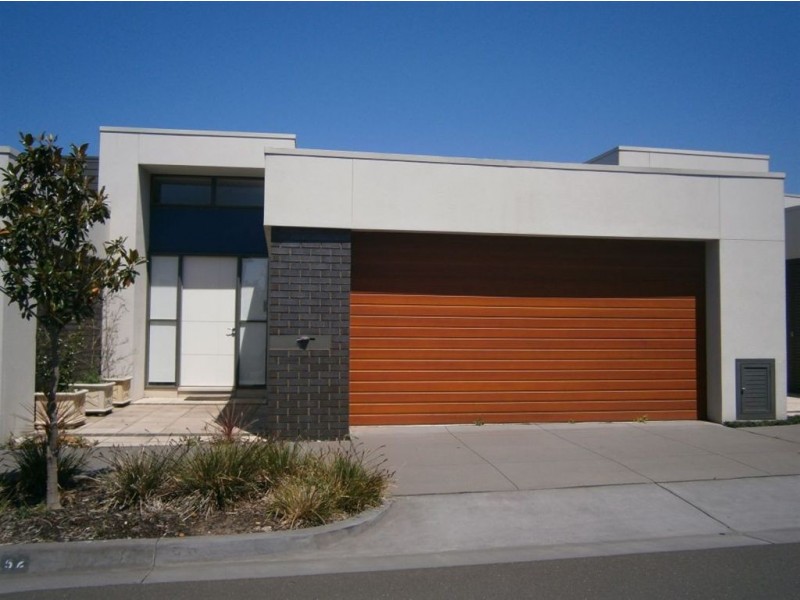 52 Waverley Park Drive, Mulgrave VIC 3170