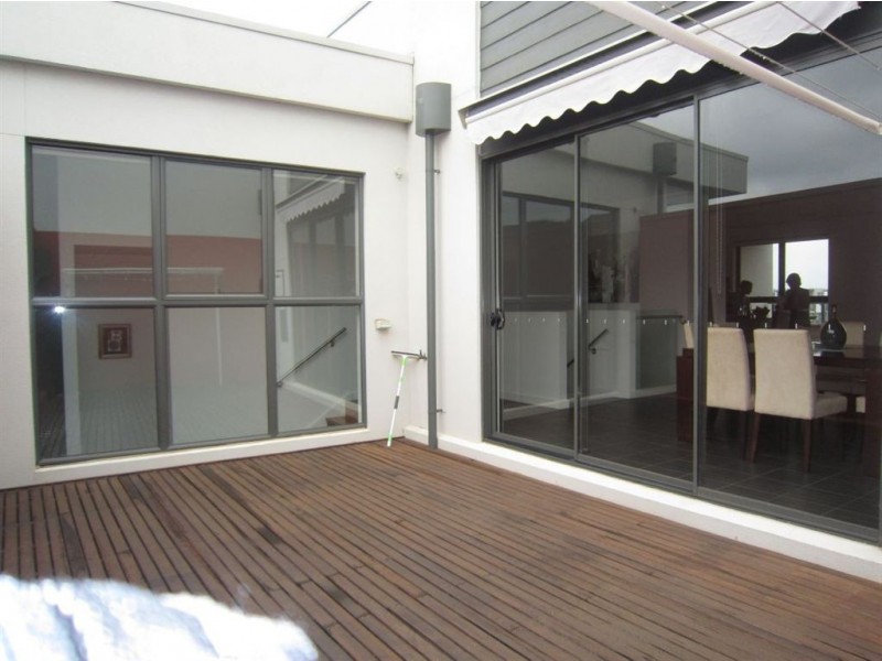 52 Waverley Park Drive, Mulgrave VIC 3170