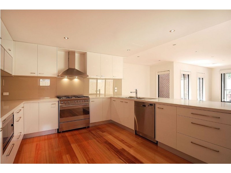 22B Viewpoint Avenue, Glen Waverley VIC 3150