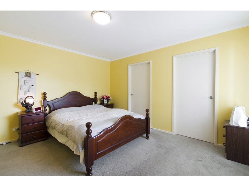 44 Maylands Crescent, Glen Waverley VIC 3150