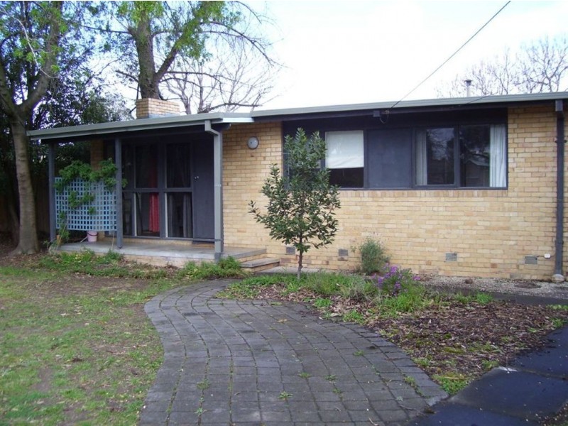 19A Longbourne Avenue, Notting Hill VIC 3168