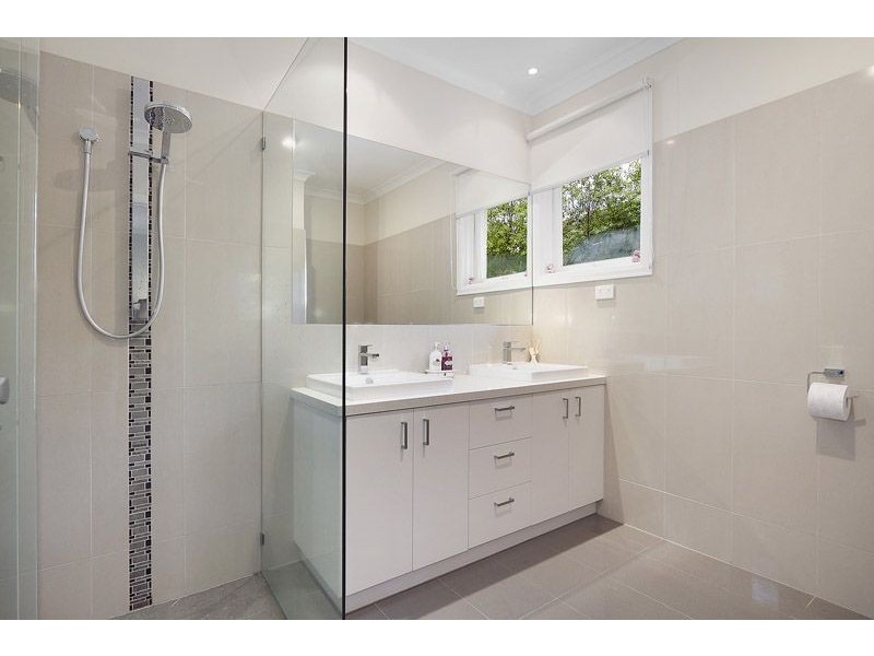 12 Wynyard Street, Glen Waverley VIC 3150