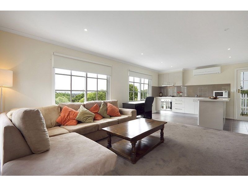 12 Wynyard Street, Glen Waverley VIC 3150