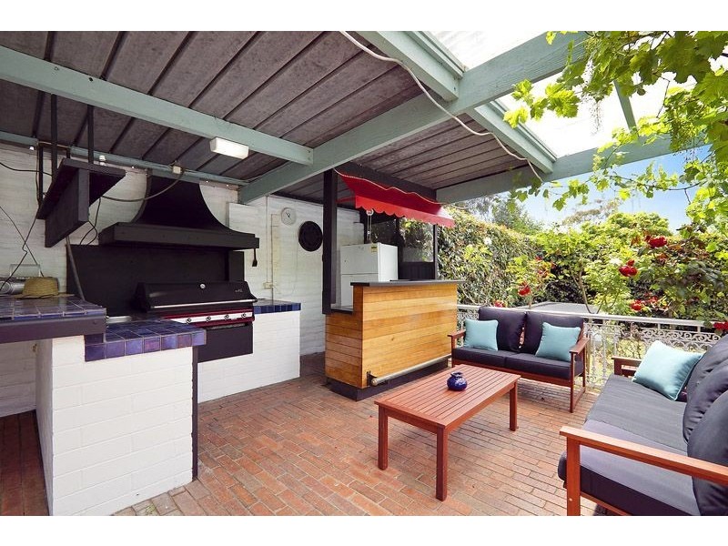 12 Wynyard Street, Glen Waverley VIC 3150