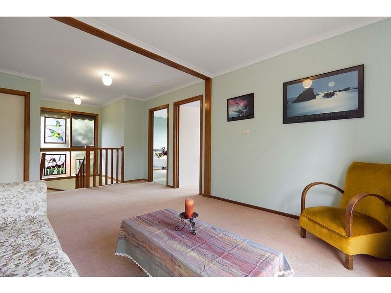 98 Mary Avenue, Wheelers Hill VIC 3150