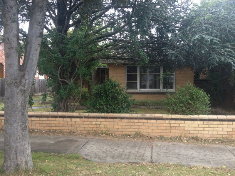 39 Panoramic Grove, Glen Waverley VIC 3150