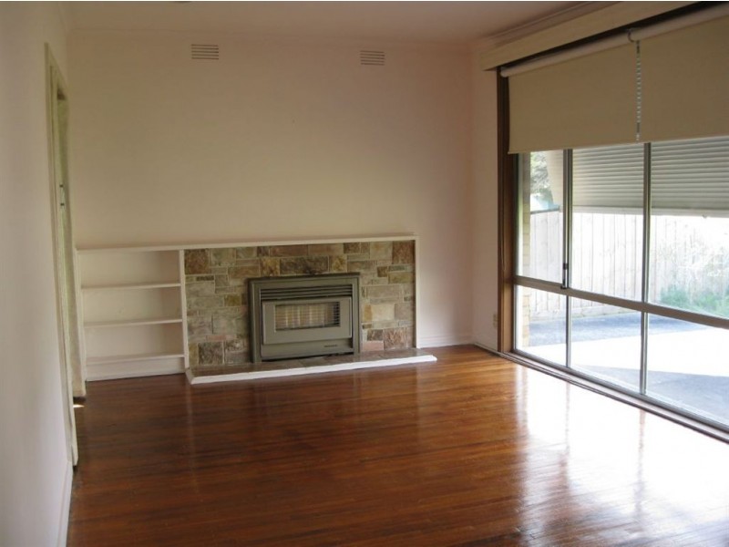 17 Kauri Grove, Glen Waverley VIC 3150