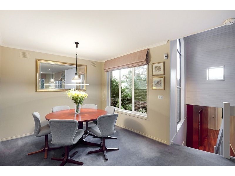 2 St Georges Court, Glen Waverley VIC 3150