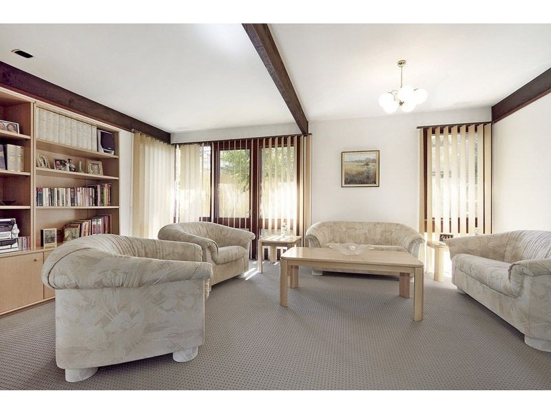 2 Claremount Court, Glen Waverley VIC 3150