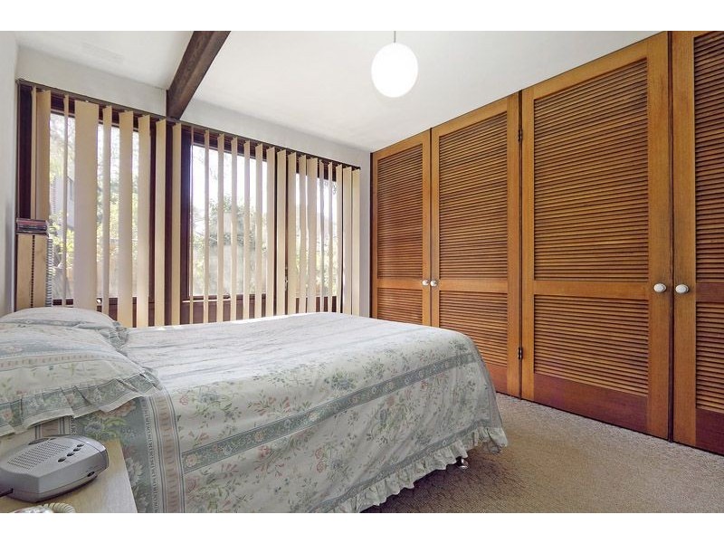 2 Claremount Court, Glen Waverley VIC 3150