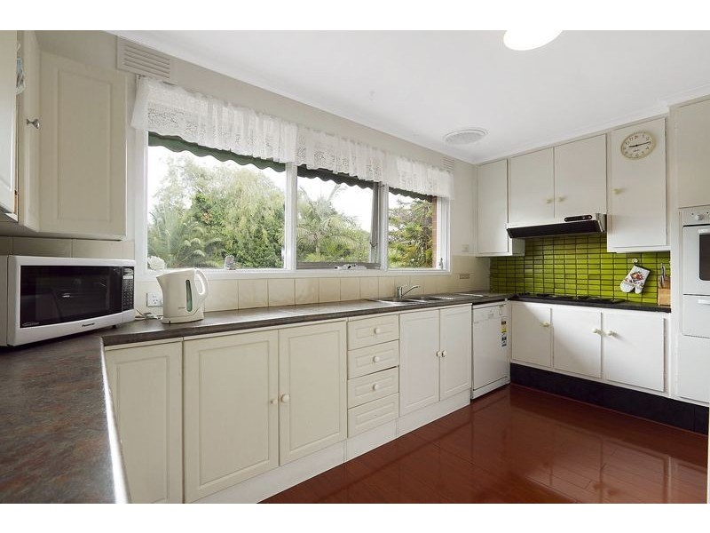 9 Norfolk Street, Glen Waverley VIC 3150