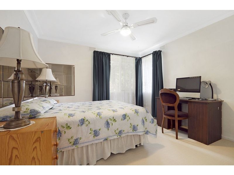 9 Norfolk Street, Glen Waverley VIC 3150