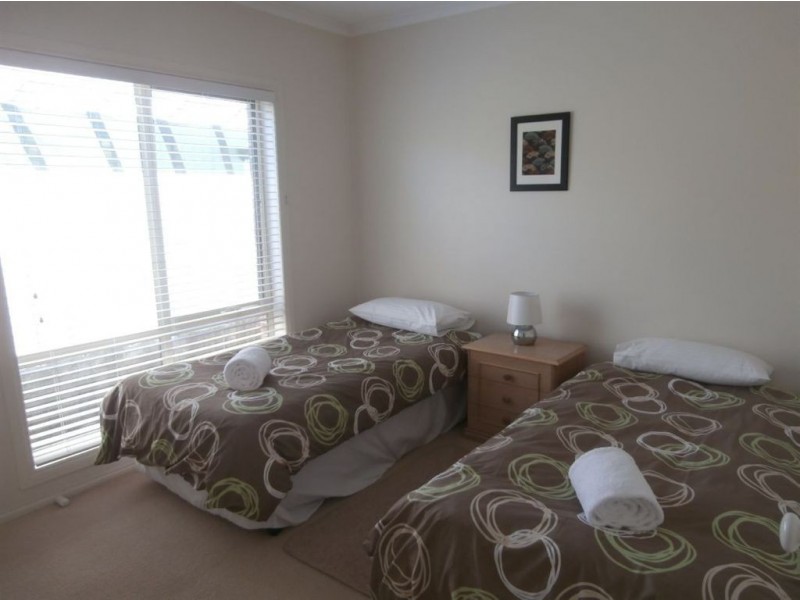 2/5 Park Street, Glen Waverley VIC 3150