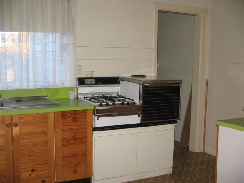 24 Halliday Street, Mount Waverley VIC 3149