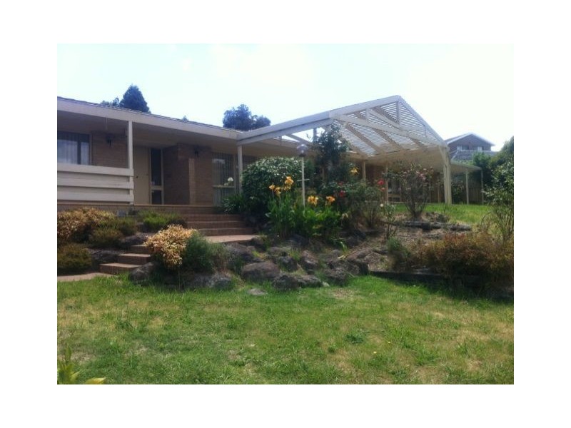 9 Kilburn Court, Wheelers Hill VIC 3150