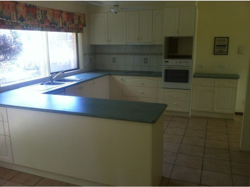 9 Kilburn Court, Wheelers Hill VIC 3150