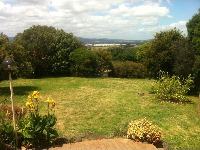 9 Kilburn Court, Wheelers Hill VIC 3150