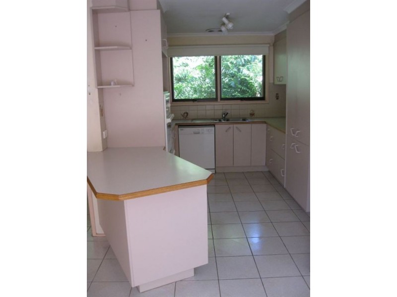 6 Cowrie Street, Glen Waverley VIC 3150