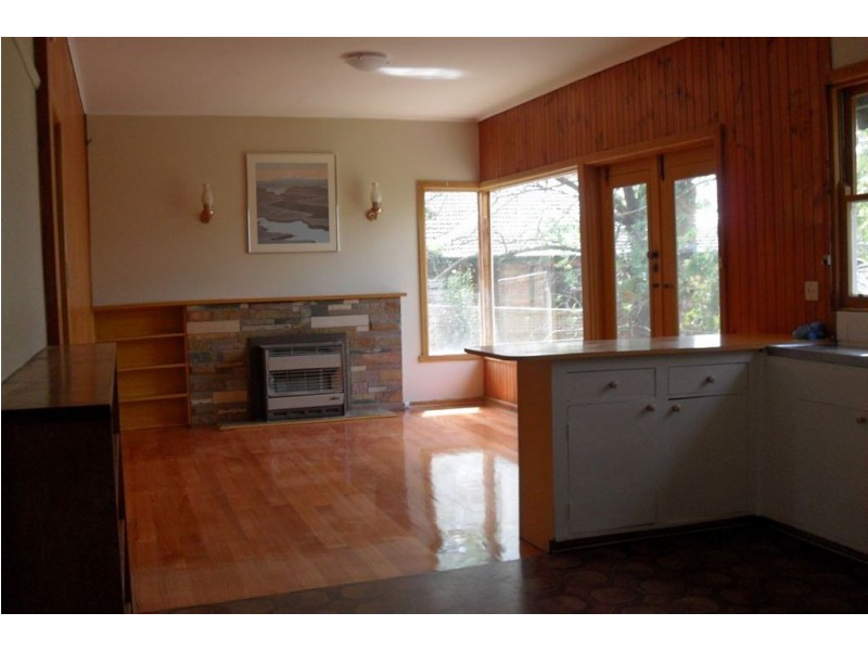 849 High Street Road, Glen Waverley VIC 3150