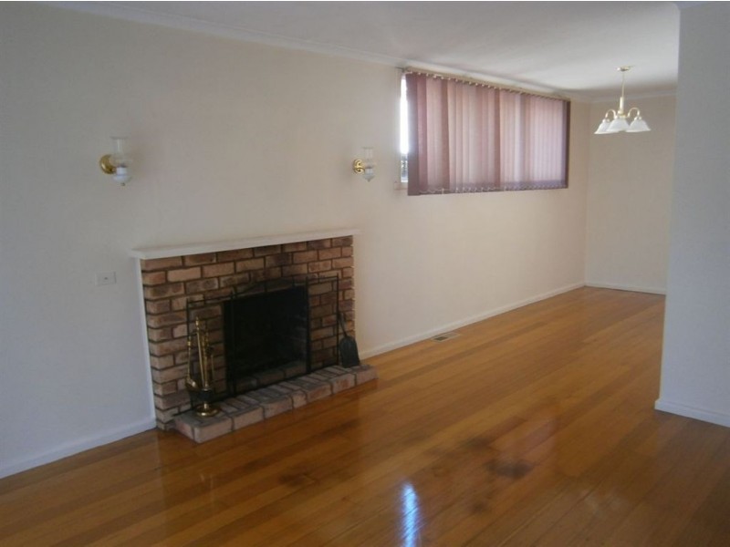 16 Simpson Drive, Mount Waverley VIC 3149