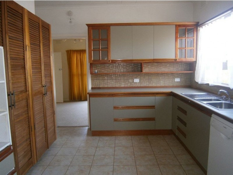 101 Bogong Avenue, Glen Waverley VIC 3150