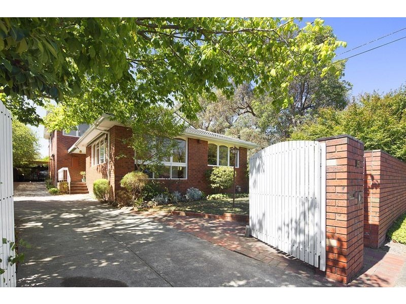 19 Adelaide Avenue, Mount Waverley VIC 3149