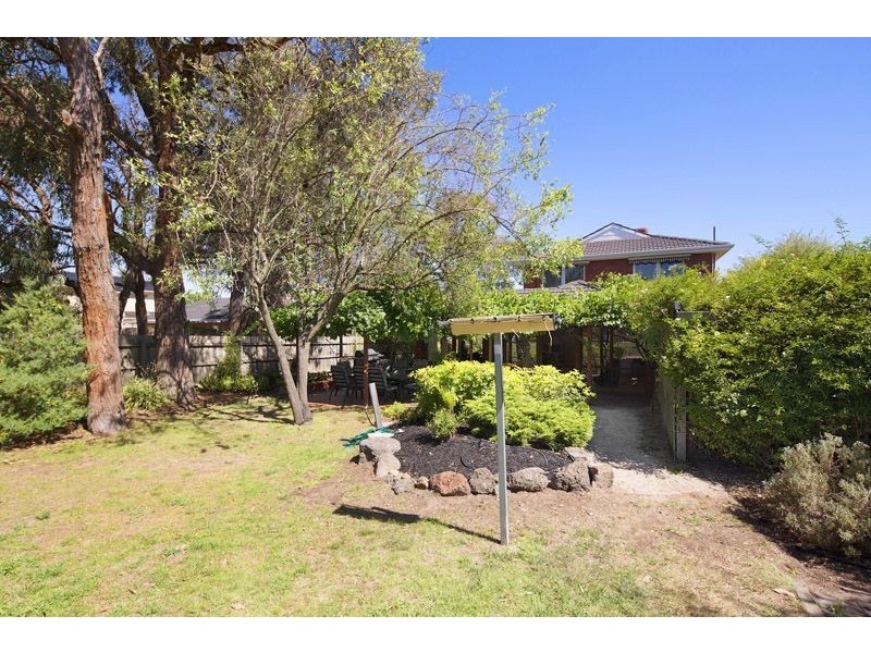 19 Adelaide Avenue, Mount Waverley VIC 3149