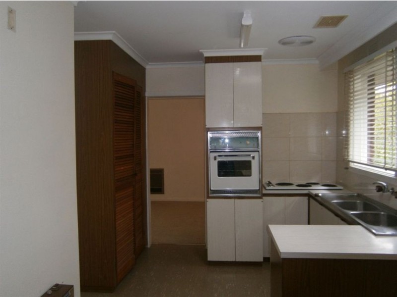 2/107 Bogong Avenue, Glen Waverley VIC 3150