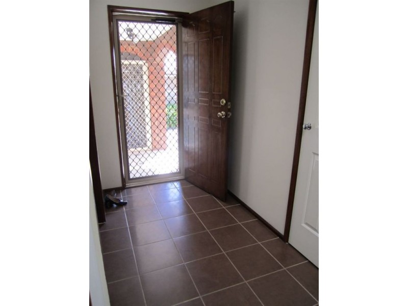 13 McKenry Place, Dandenong North VIC 3175