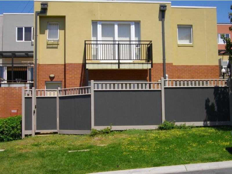 1/22 Tulloch Grove, Glen Waverley VIC 3150